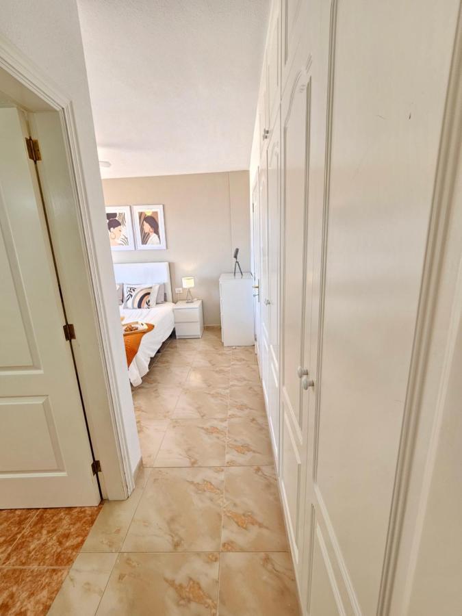 New Holiday Home Beautiful Sea View With Aircon, Costa Adeje Costa Adeje  Exteriör bild